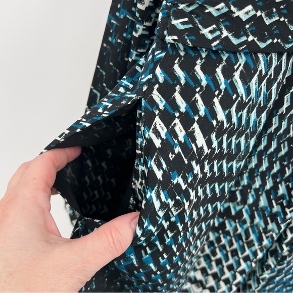 Classiques Entier Silk Grahic Print Keyhole Long Sleeve Midi Dress Size 12 - Picture 10 of 13